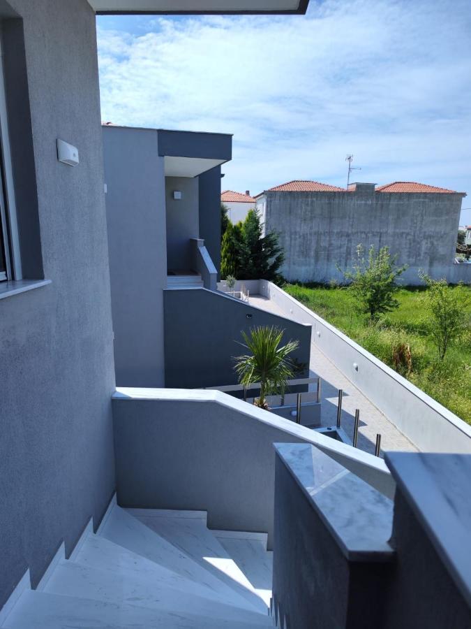 Lilli Deluxe Apartment Νικήτη Εξωτερικό φωτογραφία